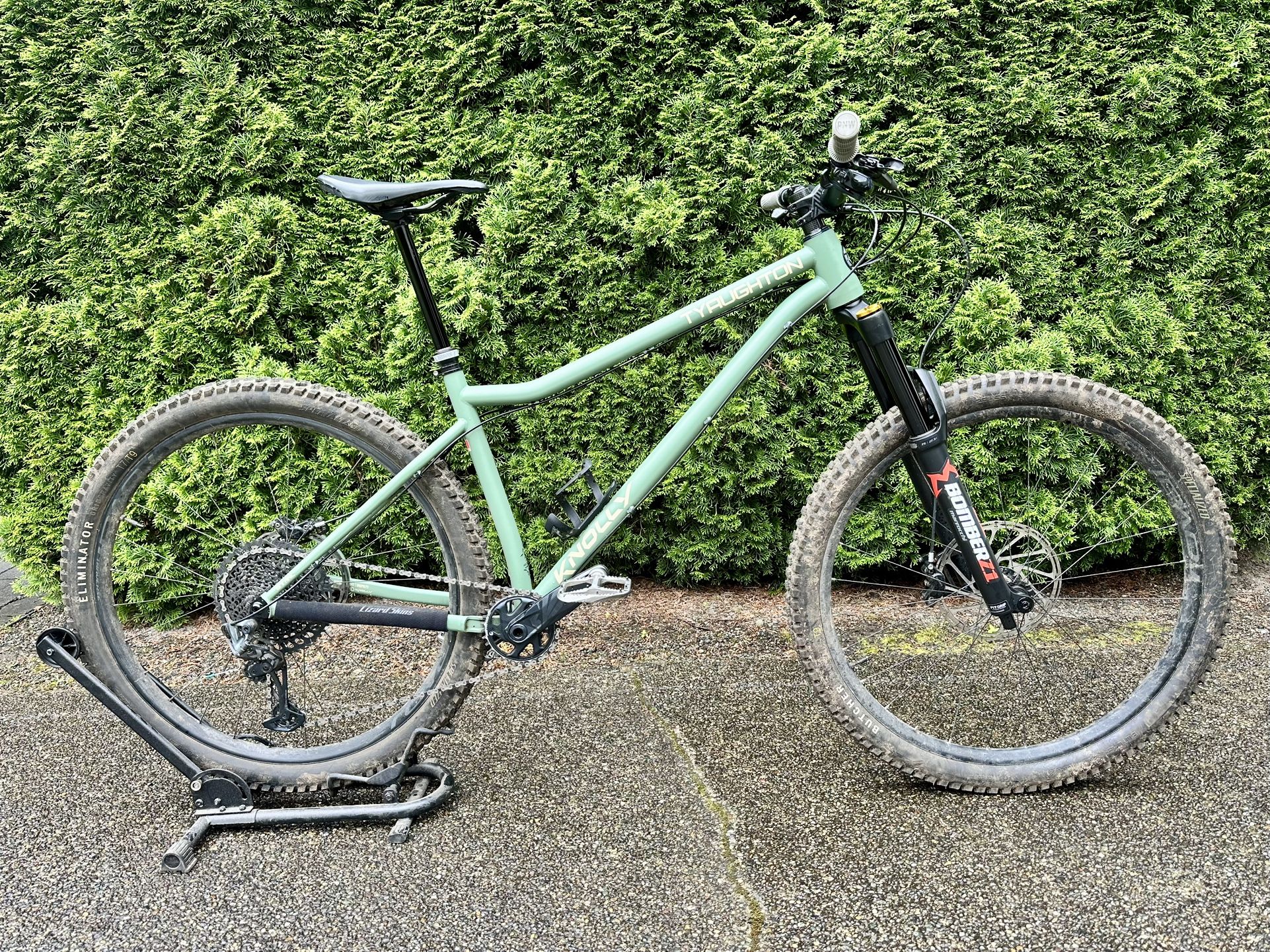 Aggressive Hardtail! Custom Knolly Tyaughton, L