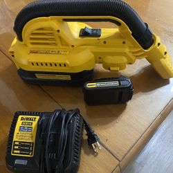 Dewalt Vacuum , Batería Y Cargador Todo Por $120