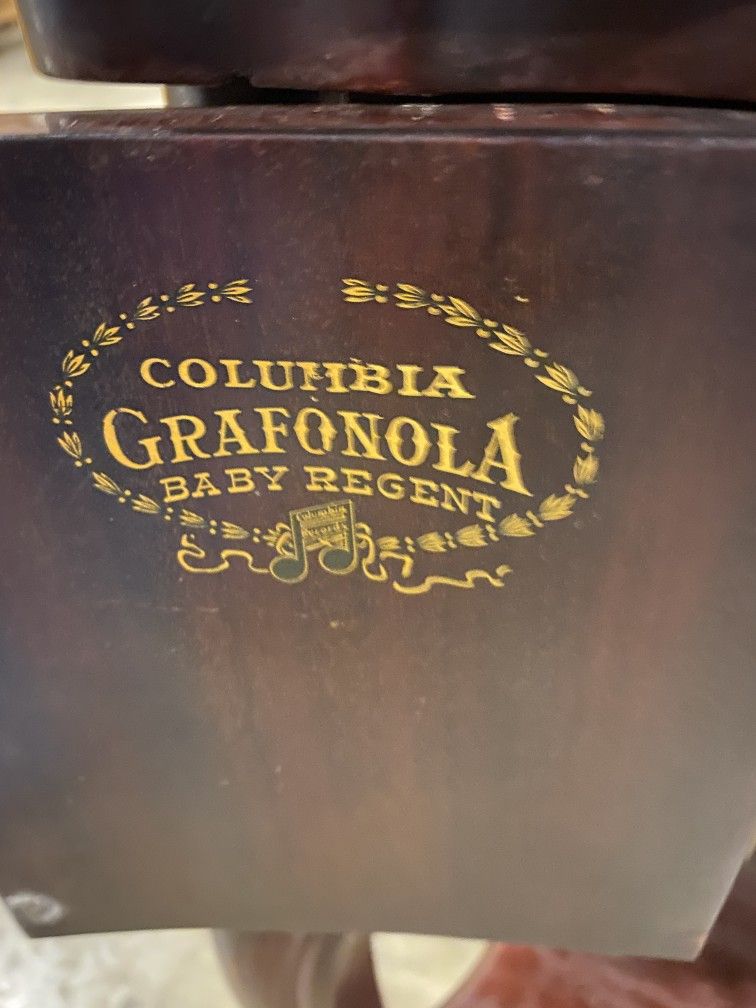 1911 COLUMBIA Grafonola Baby Regent Gramophone