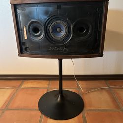BOSE speakers model 901
