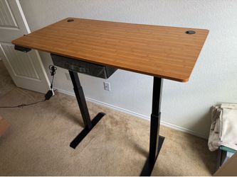 Fezibo Standing Desk. Very good condition