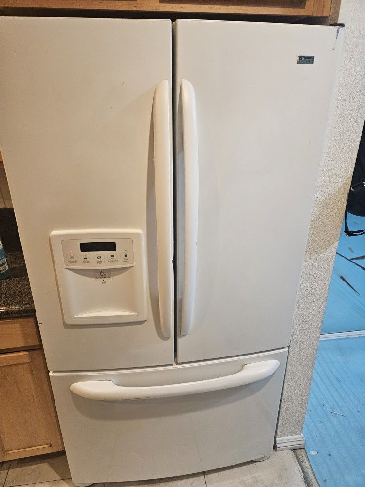 Fridge (Refrigerator) Free Obo