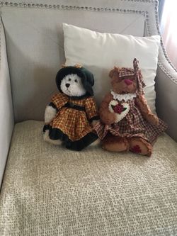 Collectible bears