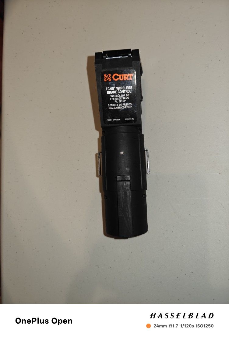 Curt 51180  Echo Mobile Electric Trailer Brake Controller
