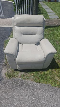 Free Electric recliner