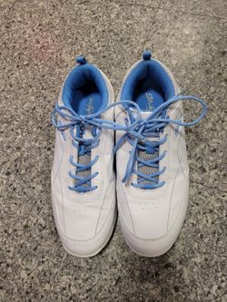 Ladies Brunswick bowling shoes  Size 8 1/2