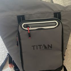 Cooler Backpack Titan 24 Can