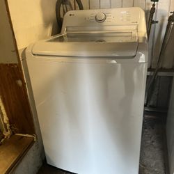 Washing Machine/ Dryer Set