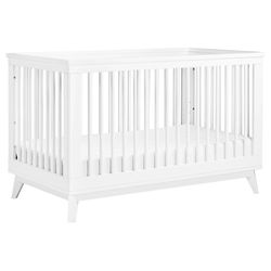Never Used, Assembled Babyletto Scoot 3-in-1 Convertible Crib with Naturopedic Mattress