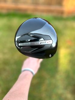 Titleist gt2 driver with upgraded shaft