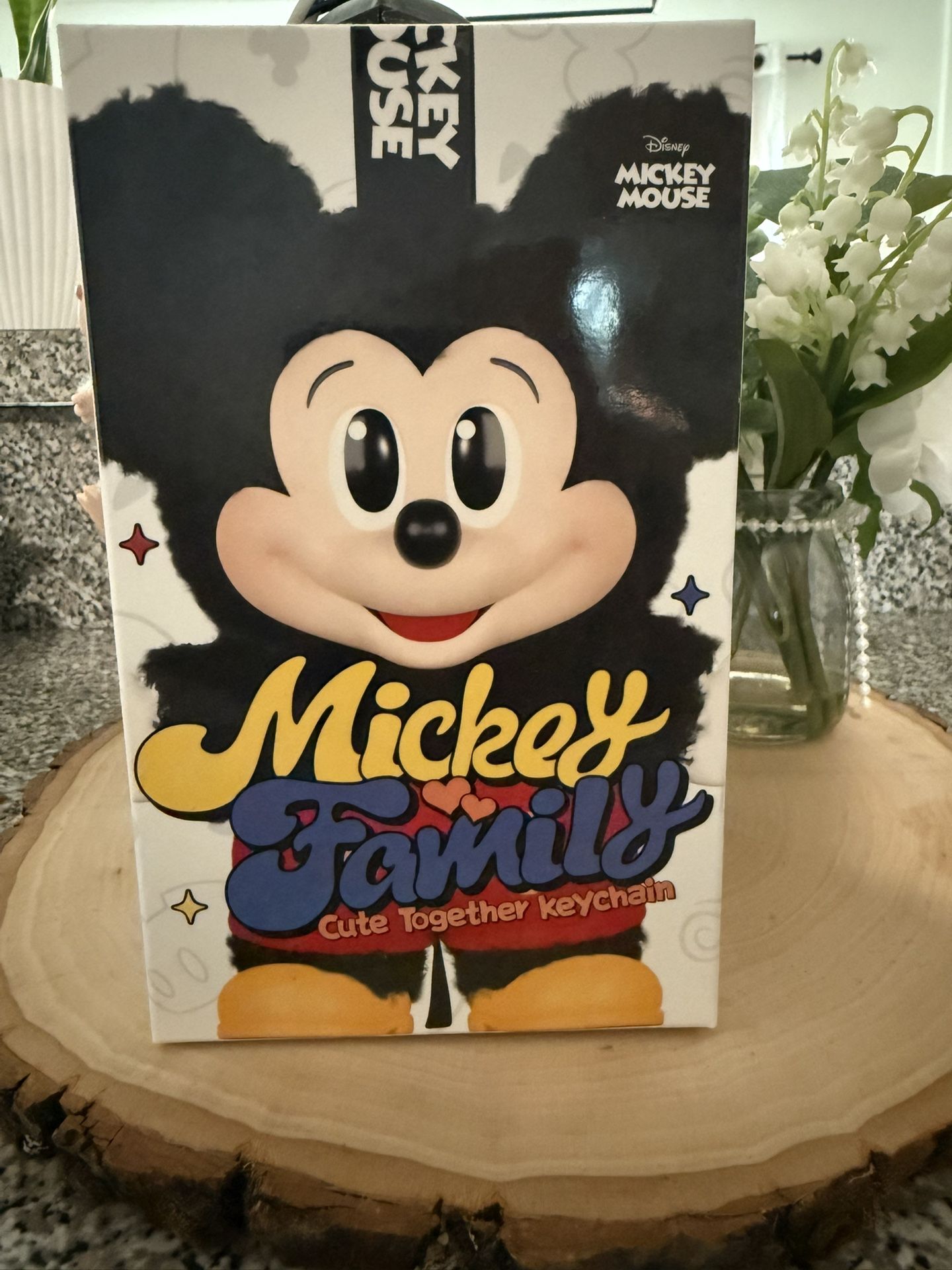 Popmart Mickey Family Cute together 