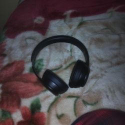 Beat Solo 4s (Rarely Worn)