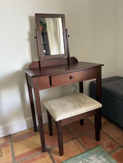 Wooden Vanity for makeup/jewelry