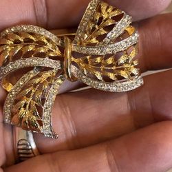 Vintage Gold And Silver Bow Shape Brooch 
