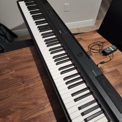 Yamaha P-125