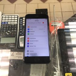 Apple iPhone 8