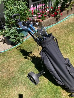 Left handed golf clubs