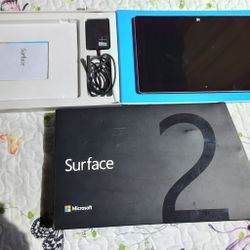 FOR PARTS MICROSOFT SURFACE 2 TABLET IT WORKS WITH CHARGER CONNECTED ONLY, BATTERY DON'T CHARGE 