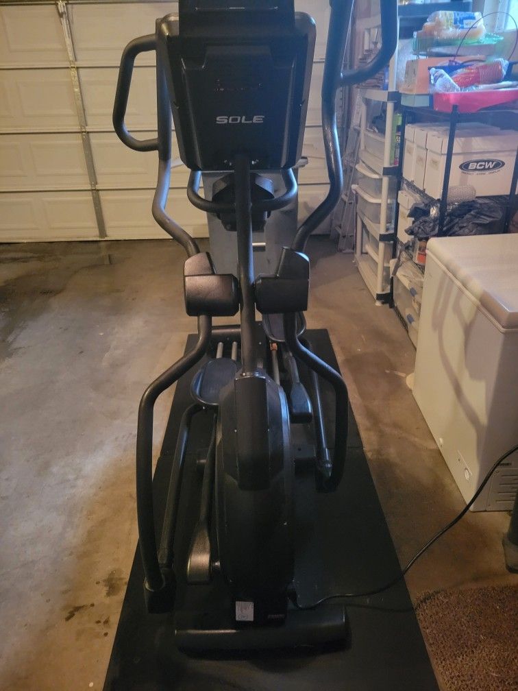 Eliptical, Mini Vibration Plate, Stall Mats