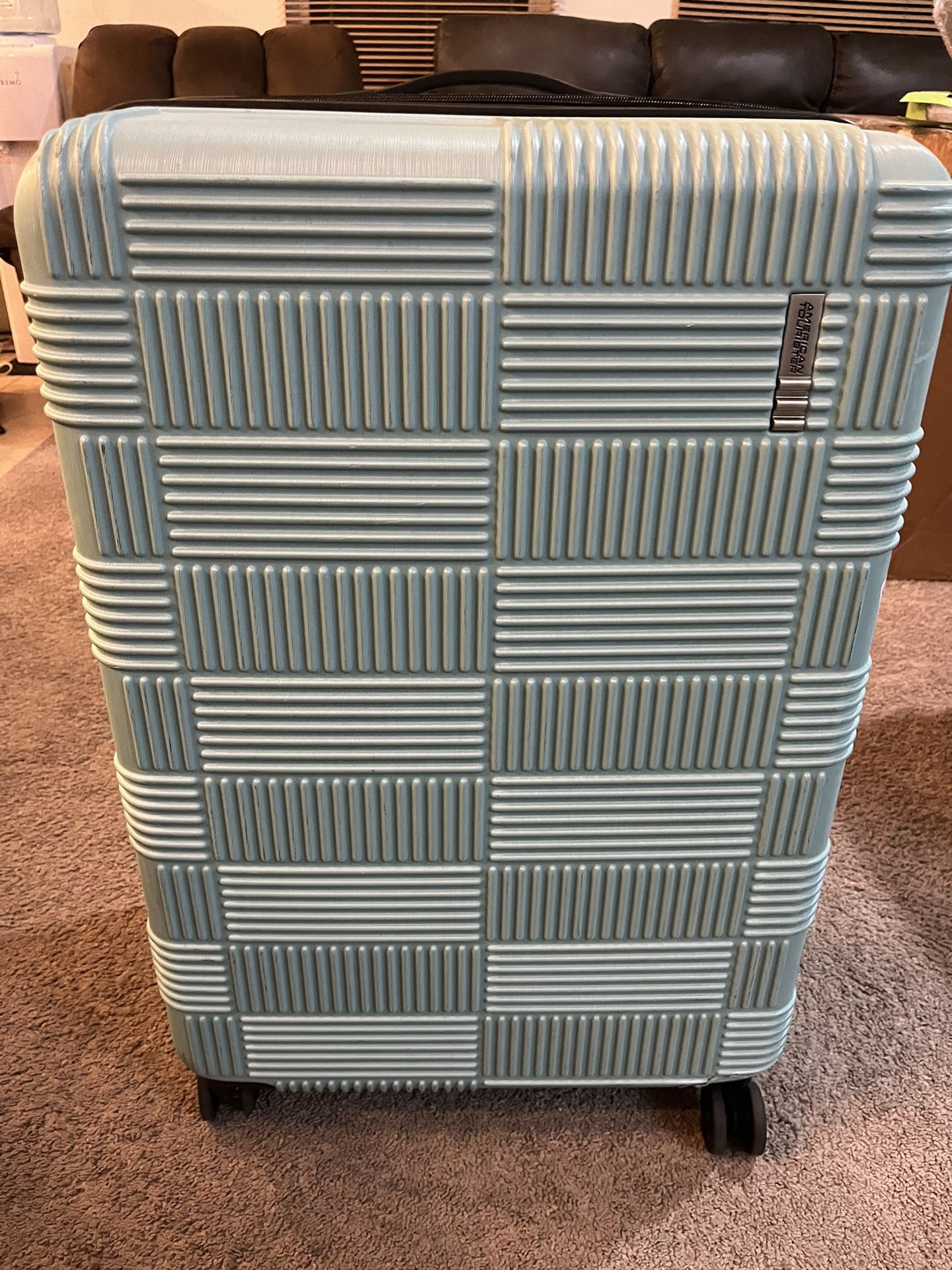 American Tourister NXT Hardside Large Checked Spinner Suitcase Mint