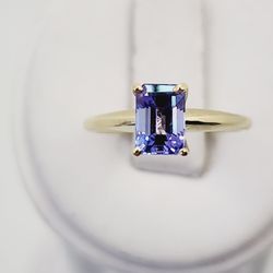14k Gold 1ct Tanzanite Solitare Ring