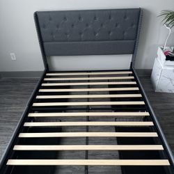 Queen Size Bed Frame w/ Storage Drawers (READ DESCRIPTION)