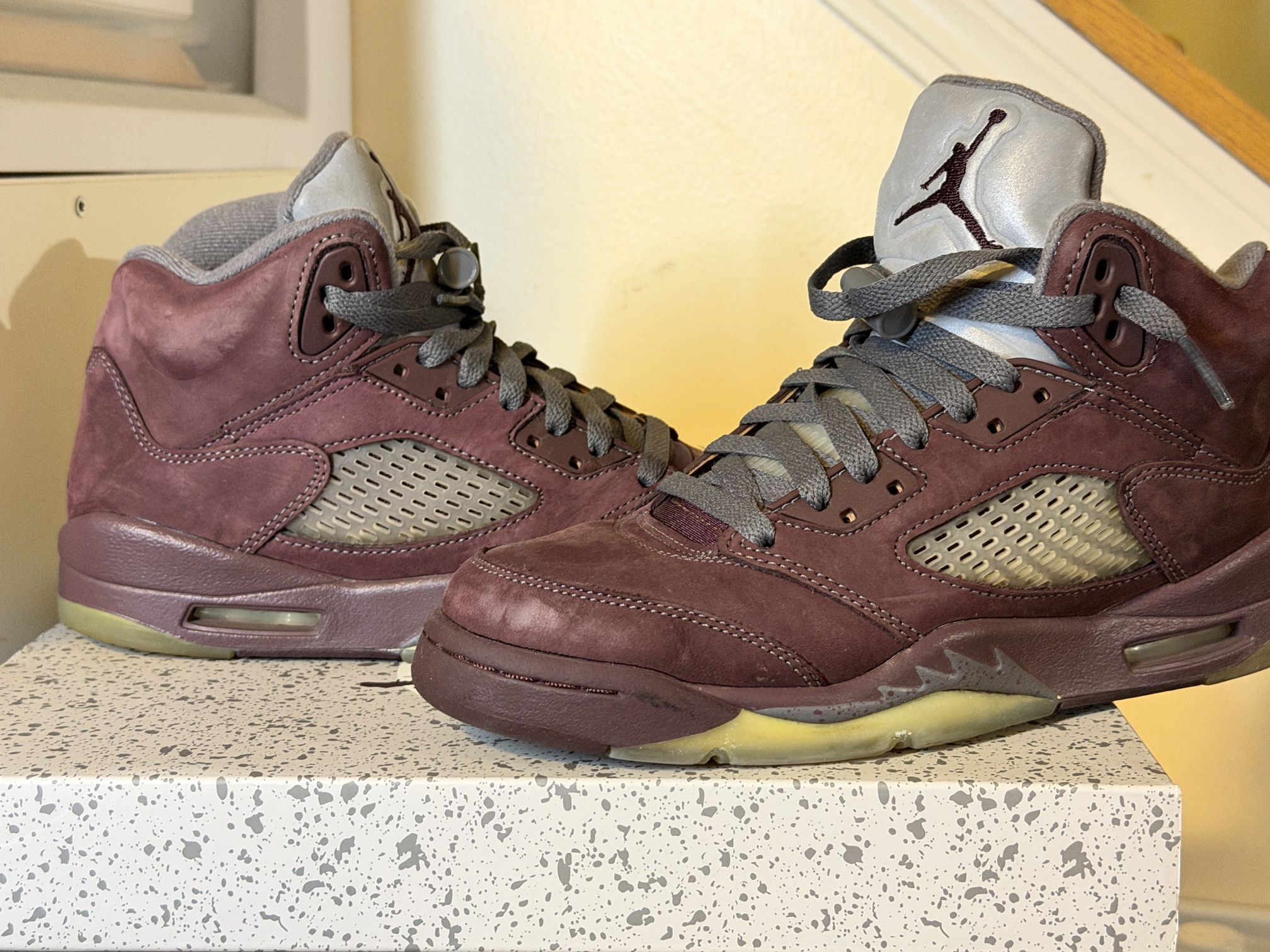 Jordan 5 Retro Burgundy, Size 6Y