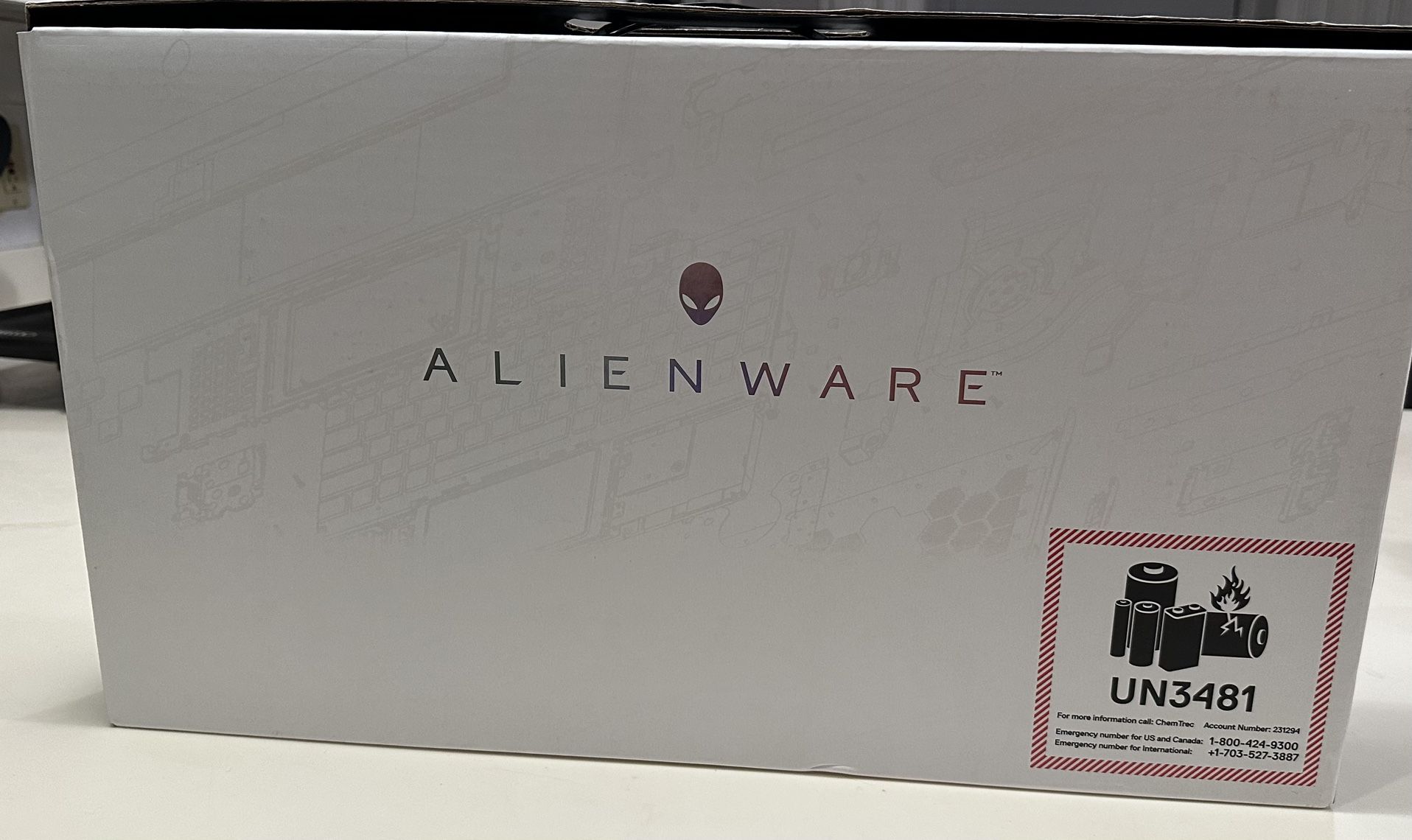 Alienware M16 R2 Gaming Laptop