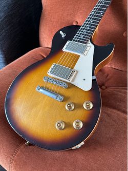 Gibson Les Paul Tribute - USA