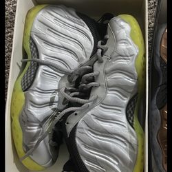 Grey And Bolt Yellow Nike Foamposite Size 8.5