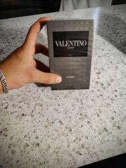 Valentino Uomo Intense 100ml – Premium Men’s Cologne 🖤🔥