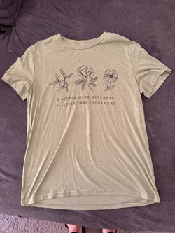 Green kindness tee Large