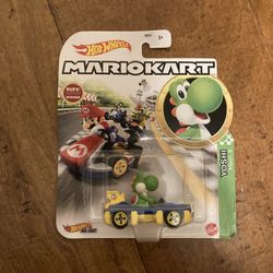 Mario Kart Hot Wheels Yoshi