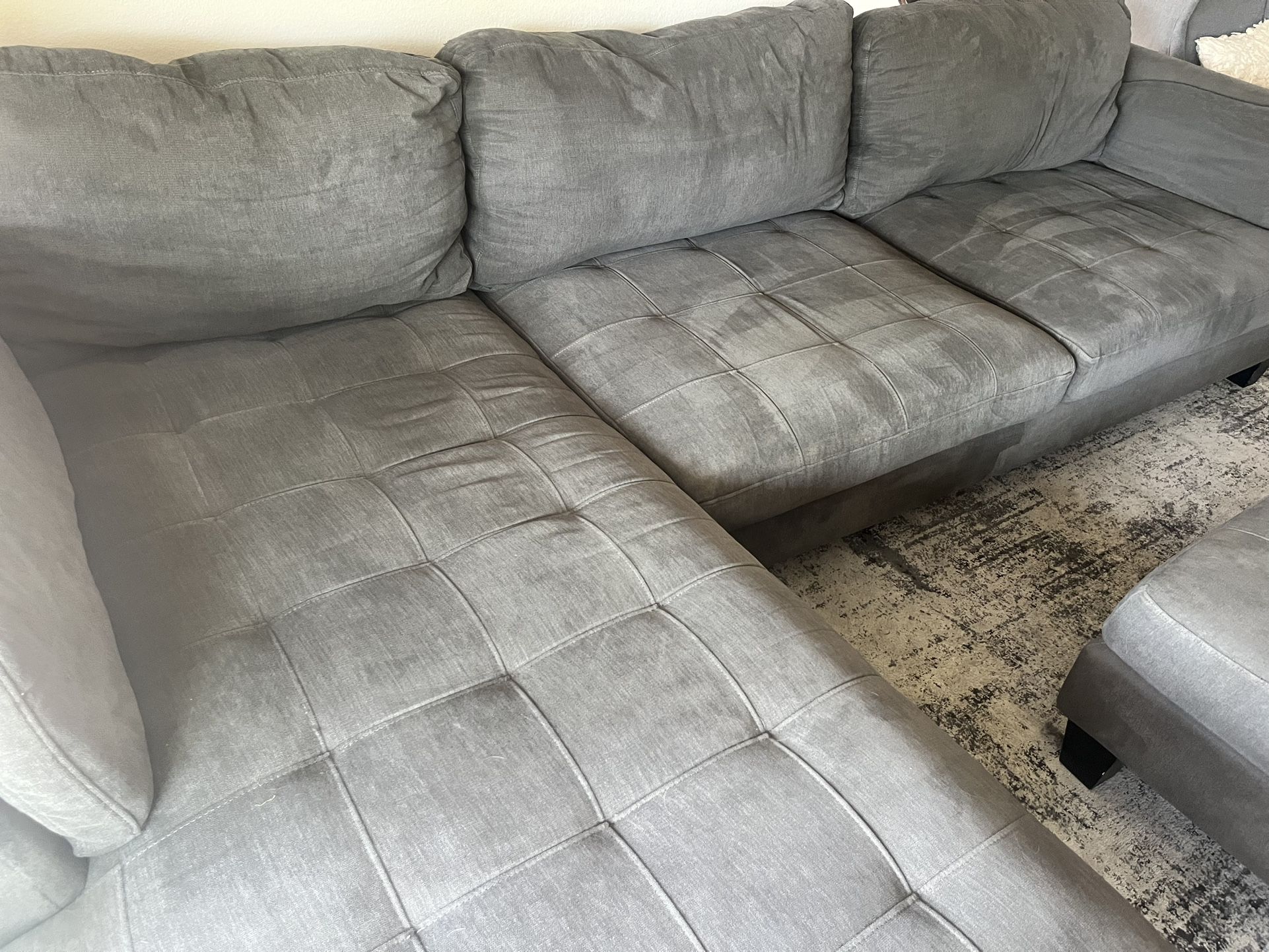 Sectional Sofa With Ottoman