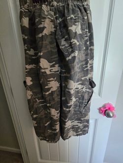 Cargo style army pattern junior size small pants