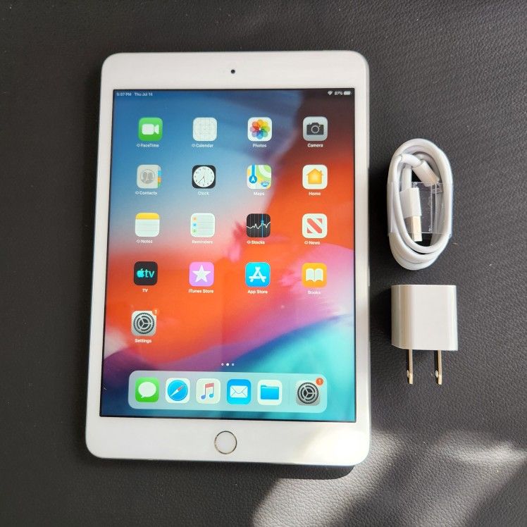 Apple iPad Mini 3 - Wifi - Like New
