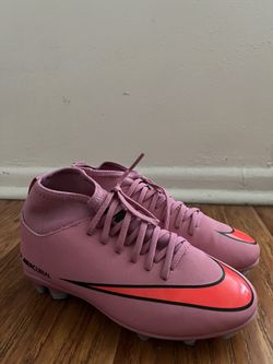 Girls Soccer Shoes