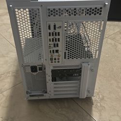 High End Custom Loops 5080 Zotac Ryzen 9 9050     64gb Ram 7200 MHz          4 Tb Of Storage  Custom Loop