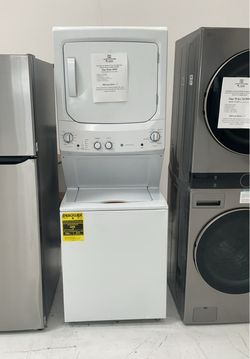 SUPER SATURDAY DEAL 😎🎆 SAVE UP TO $900 OFF MSRP on a Washer/Dryer Tower