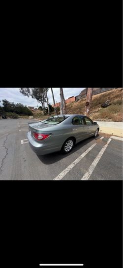 2004 Lexus ES 330