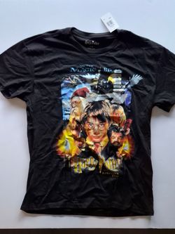 NWT Harry Potter Graphic T-Shirt - Wizarding World Mad Engine (Size Large)