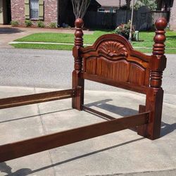 Hand Made Queen Size Vintage Wooden 4 Poster Bed Frame 