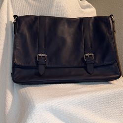 Cole Han Men’s Smooth Genuine Leather Messenger Bag