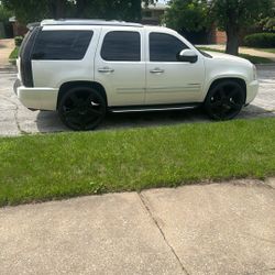 2012 Yukon Denali 