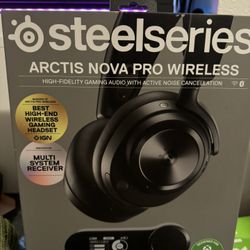 SteelSeries - Arctis Nova Pro Wireless