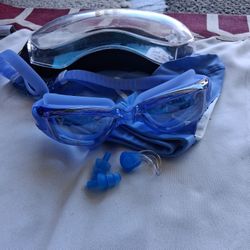 SWIMMING GOOGLES