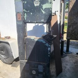 Walker Turner Vertical Bandsaw Multiple Speed Band Saw