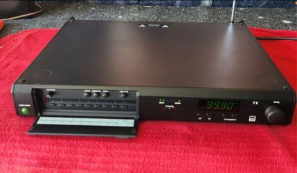 ADS T2 AM/FM Stereo Tuner