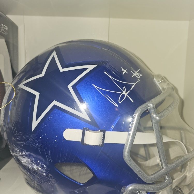 Dak Prescott Autographed Helmet (DALLAS COWBOYS Limited Edition)