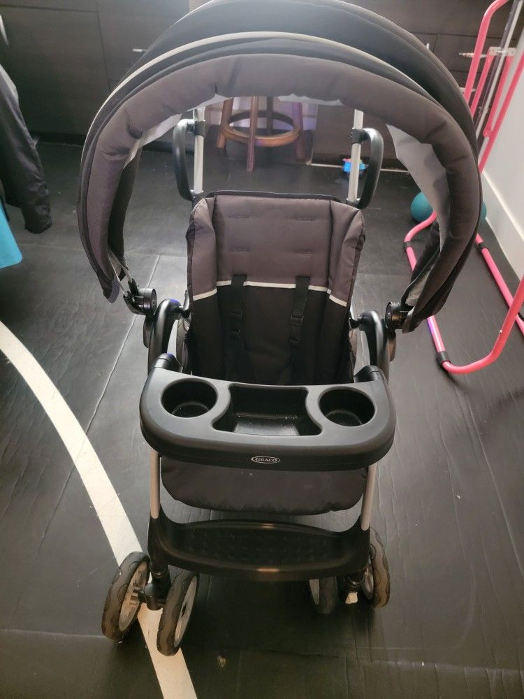 used uppababy stroller UPPAbaby Vista V3 Double Stroller with RumbleSeat V3 Bundle